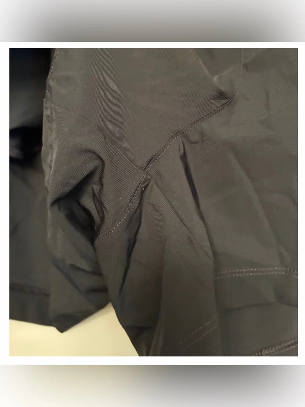 OLD NAVY SleekTech Go-Dry Black Performance Athletic Shorts Sz XL Zip Pocket - Picture 15 of 16